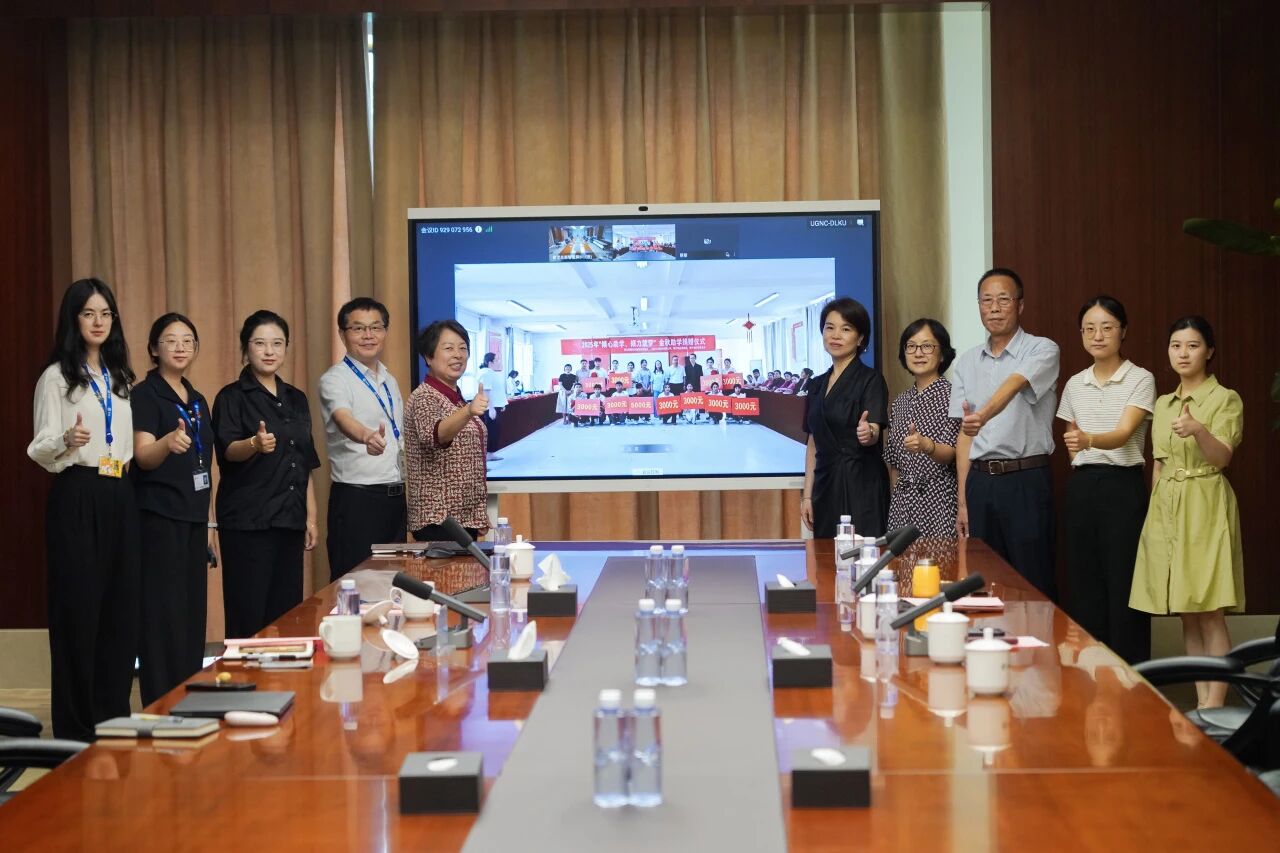 1771923073569616iB32.jpg 6791035241407f288c25346d87b9e9e7.jpg